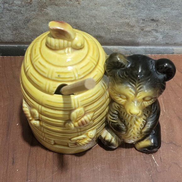 Vintage Beehive Bear Honey Pot With Lid Honey Wood Dipper Jar Server - Picture 3 of 13